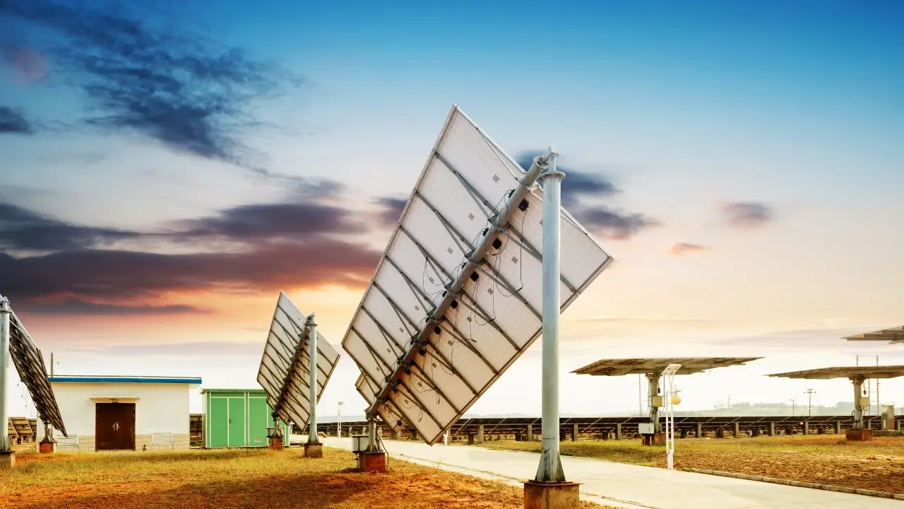 Efecto del clima en la eficiencia de los sistemas de seguimiento solar